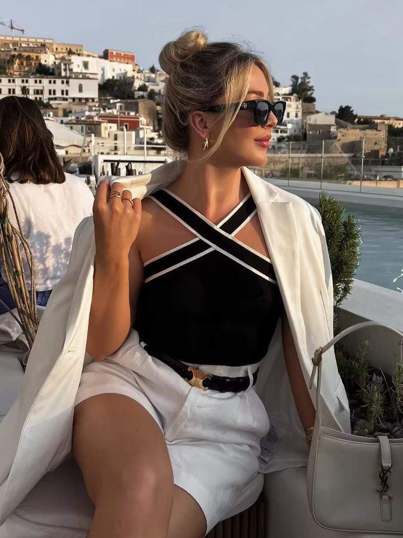Dames tanktop — Mouwloos met halternek en gekruiste bandjes  